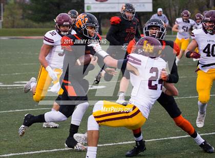 Thumbnail 1 in Edwardsville vs. Loyola Academy (IHSA 8A Semifinal) photogallery.