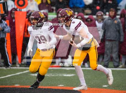 Thumbnail 1 in Edwardsville vs. Loyola Academy (IHSA 8A Semifinal) photogallery.