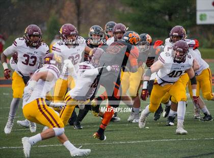 Thumbnail 3 in Edwardsville vs. Loyola Academy (IHSA 8A Semifinal) photogallery.