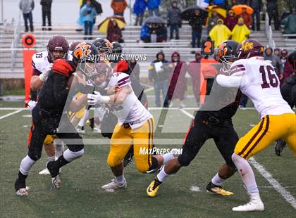 Thumbnail 1 in Edwardsville vs. Loyola Academy (IHSA 8A Semifinal) photogallery.
