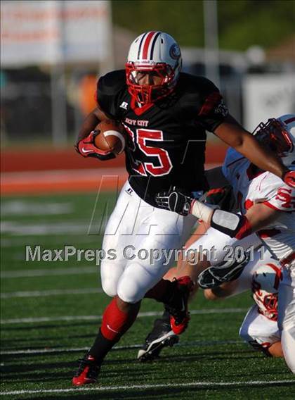Thumbnail 2 in St. Rita vs. Jefferson City (City of Champions Classic) photogallery.