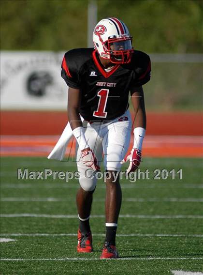 Thumbnail 1 in St. Rita vs. Jefferson City (City of Champions Classic) photogallery.