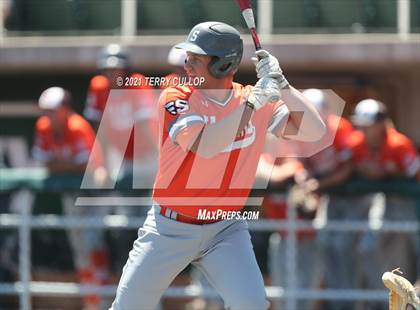 Thumbnail 2 in Skyridge vs. Pleasant Grove (UHSAA 6A Championships) photogallery.