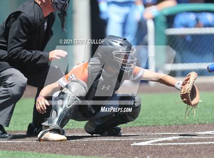 Thumbnail 3 in Skyridge vs. Pleasant Grove (UHSAA 6A Championships) photogallery.