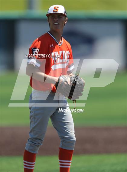 Thumbnail 2 in Skyridge vs. Pleasant Grove (UHSAA 6A Championships) photogallery.