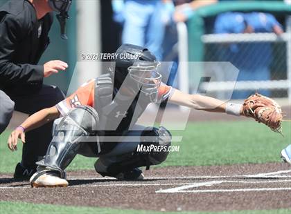 Thumbnail 1 in Skyridge vs. Pleasant Grove (UHSAA 6A Championships) photogallery.
