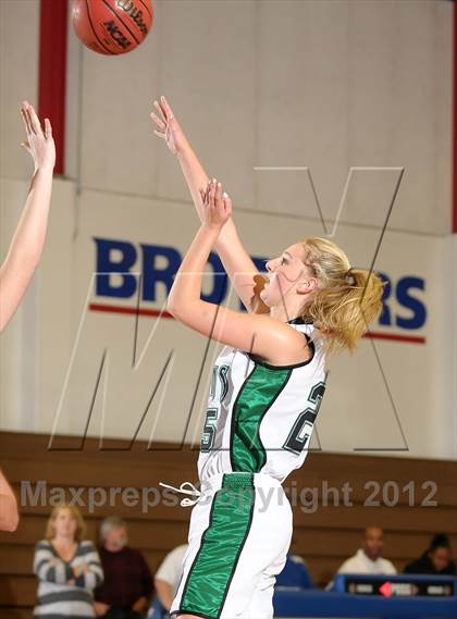 Thumbnail 1 in Sheldon vs. Ponderosa (Christian Brothers Holiday Classic) photogallery.