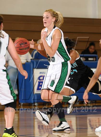 Thumbnail 2 in Sheldon vs. Ponderosa (Christian Brothers Holiday Classic) photogallery.