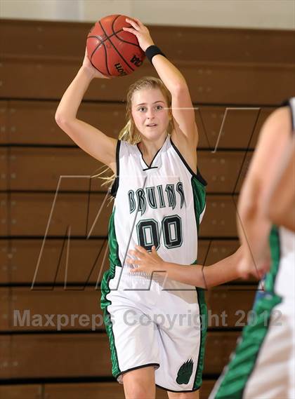 Thumbnail 3 in Sheldon vs. Ponderosa (Christian Brothers Holiday Classic) photogallery.
