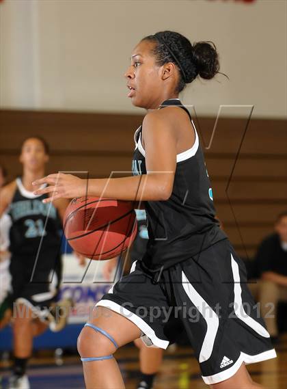 Thumbnail 3 in Sheldon vs. Ponderosa (Christian Brothers Holiday Classic) photogallery.