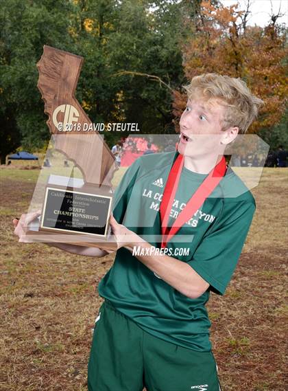 Thumbnail 2 in CIF State Cross Country Championships (Boys Awards) photogallery.