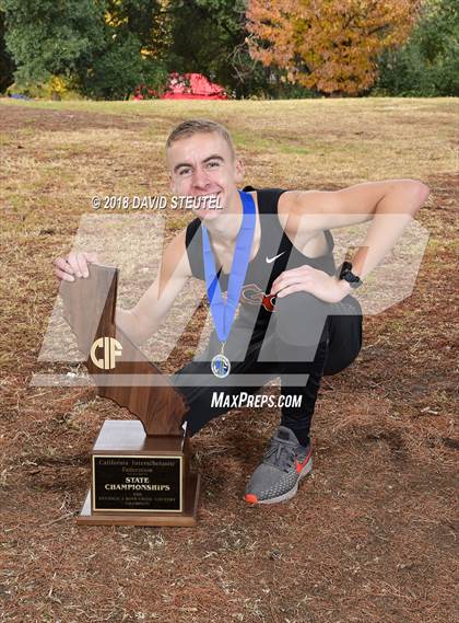 Thumbnail 1 in CIF State Cross Country Championships (Boys Awards) photogallery.