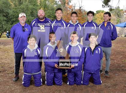 Thumbnail 1 in CIF State Cross Country Championships (Boys Awards) photogallery.