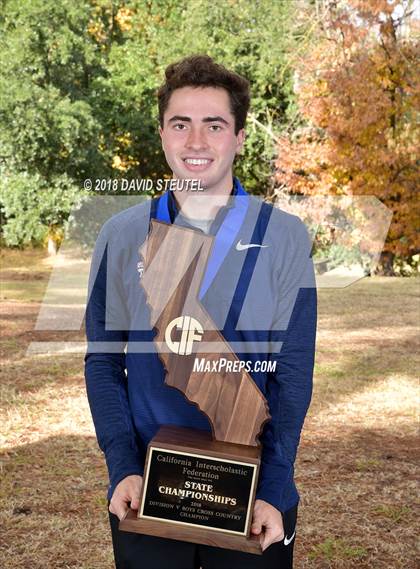 Thumbnail 1 in CIF State Cross Country Championships (Boys Awards) photogallery.