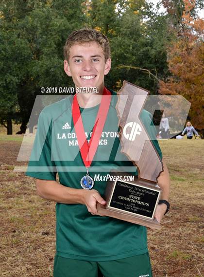 Thumbnail 1 in CIF State Cross Country Championships (Boys Awards) photogallery.