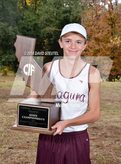 Thumbnail 2 in CIF State Cross Country Championships (Boys Awards) photogallery.