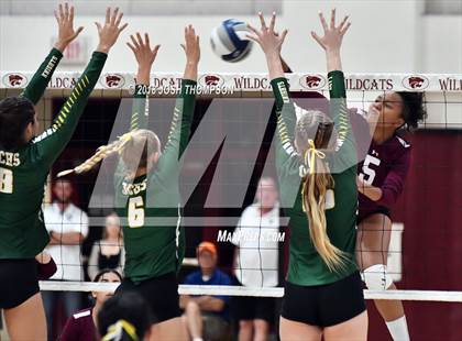 Thumbnail 3 in Ontario Christian vs. Paloma Valley (D5 Final) photogallery.