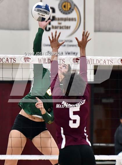 Thumbnail 2 in Ontario Christian vs. Paloma Valley (D5 Final) photogallery.