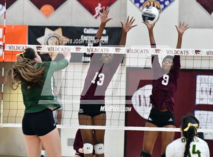 Thumbnail 2 in Ontario Christian vs. Paloma Valley (D5 Final) photogallery.