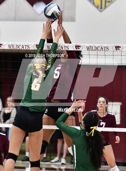 Thumbnail 3 in Ontario Christian vs. Paloma Valley (D5 Final) photogallery.