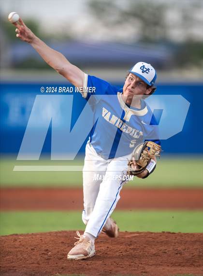 Thumbnail 1 in E.D. White vs Vandebilt (Division 2 Select quarterfinals game 2) photogallery.