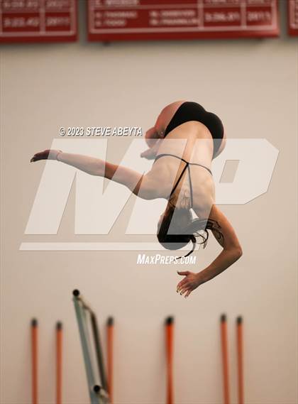 Thumbnail 1 in Chaparral @ Regis Jesuit photogallery.