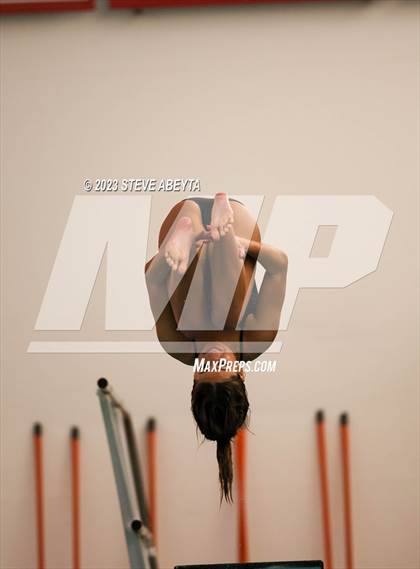 Thumbnail 2 in Chaparral @ Regis Jesuit photogallery.