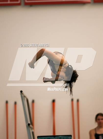 Thumbnail 1 in Chaparral @ Regis Jesuit photogallery.