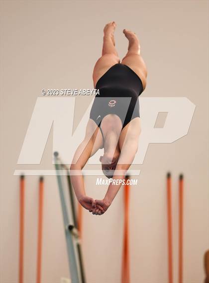 Thumbnail 3 in Chaparral @ Regis Jesuit photogallery.