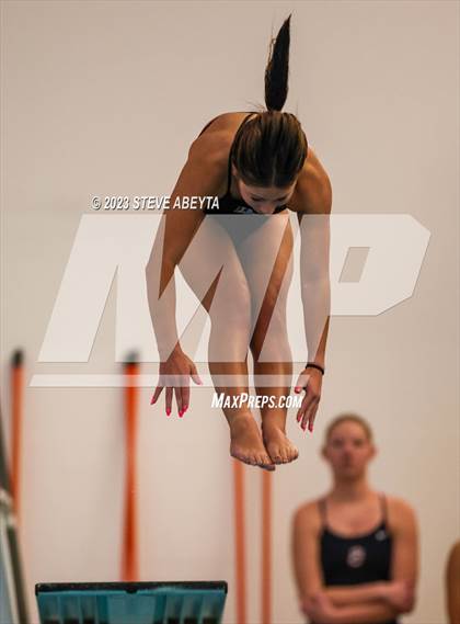 Thumbnail 1 in Chaparral @ Regis Jesuit photogallery.