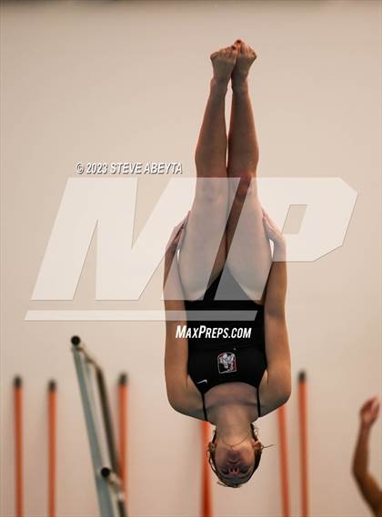 Thumbnail 3 in Chaparral @ Regis Jesuit photogallery.