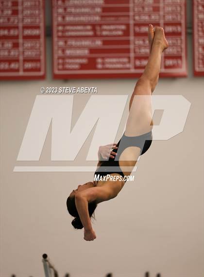 Thumbnail 1 in Chaparral @ Regis Jesuit photogallery.