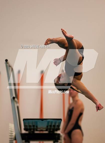 Thumbnail 1 in Chaparral @ Regis Jesuit photogallery.