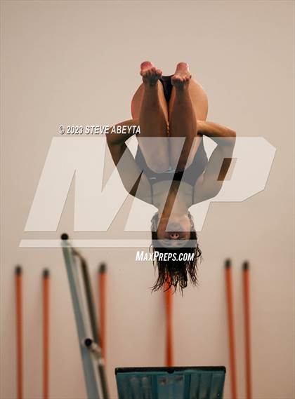 Thumbnail 3 in Chaparral @ Regis Jesuit photogallery.