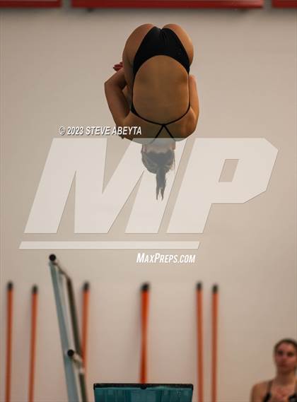 Thumbnail 3 in Chaparral @ Regis Jesuit photogallery.