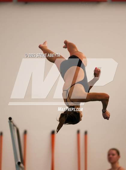 Thumbnail 3 in Chaparral @ Regis Jesuit photogallery.