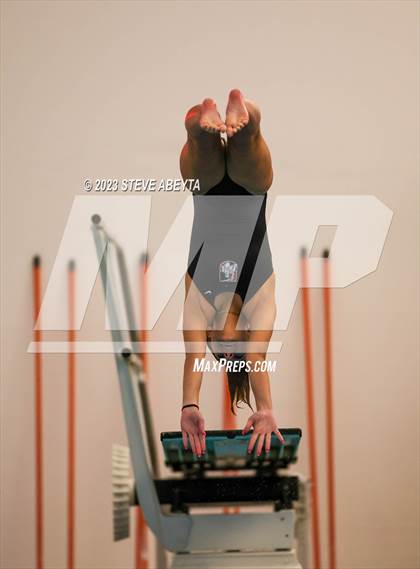 Thumbnail 2 in Chaparral @ Regis Jesuit photogallery.