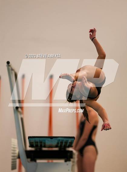 Thumbnail 2 in Chaparral @ Regis Jesuit photogallery.