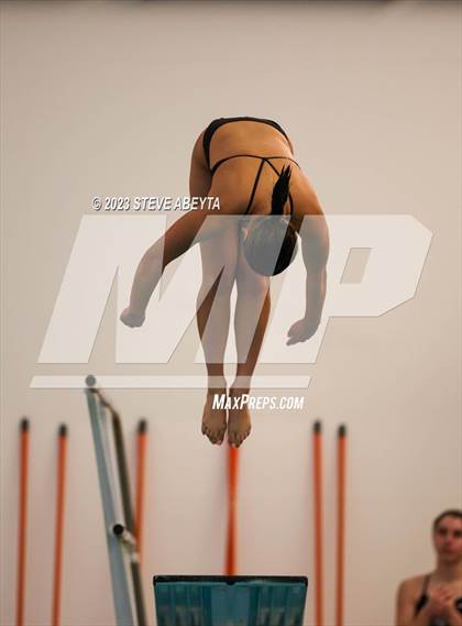 Thumbnail 1 in Chaparral @ Regis Jesuit photogallery.