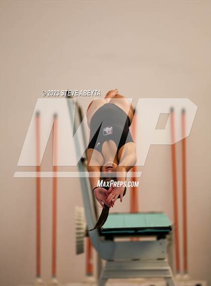 Thumbnail 1 in Chaparral @ Regis Jesuit photogallery.