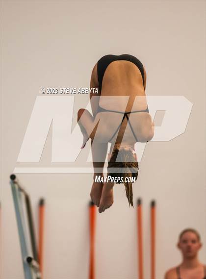 Thumbnail 2 in Chaparral @ Regis Jesuit photogallery.