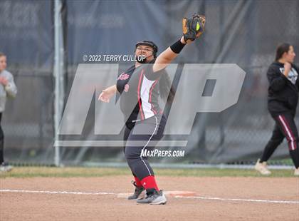 Thumbnail 3 in Jordan vs. Alta (Bengal Bash) photogallery.