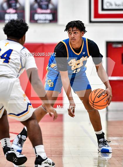 Thumbnail 1 in Charter Oak vs. Bishop Amat photogallery.