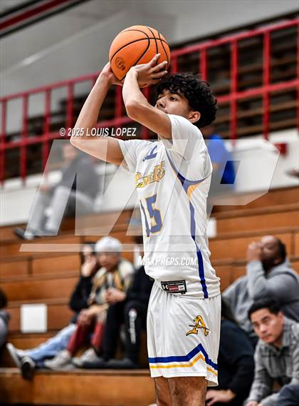 Thumbnail 3 in Charter Oak vs. Bishop Amat photogallery.