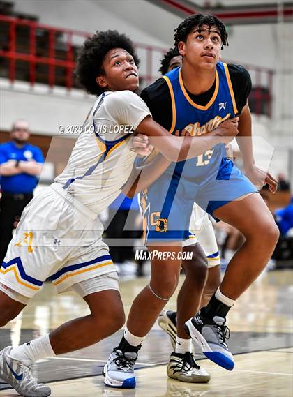 Thumbnail 2 in Charter Oak vs. Bishop Amat photogallery.
