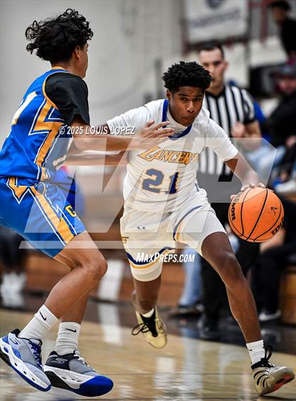 Thumbnail 1 in Charter Oak vs. Bishop Amat photogallery.
