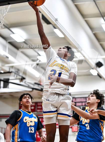 Thumbnail 3 in Charter Oak vs. Bishop Amat photogallery.