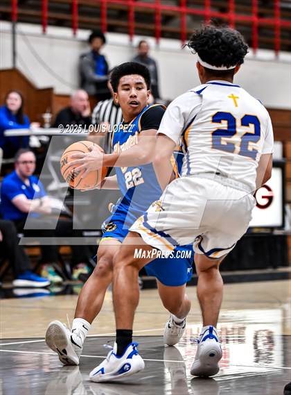 Thumbnail 1 in Charter Oak vs. Bishop Amat photogallery.