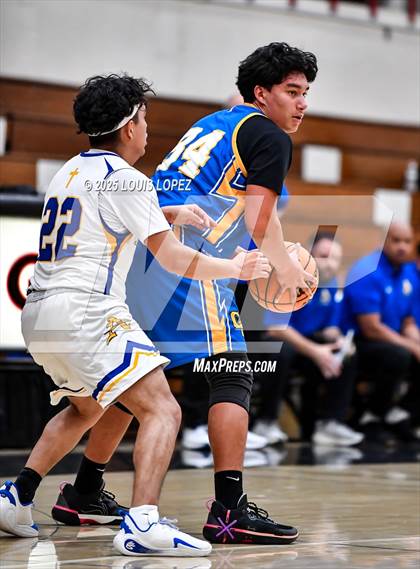 Thumbnail 1 in Charter Oak vs. Bishop Amat photogallery.