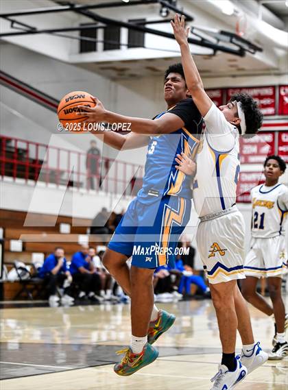 Thumbnail 3 in Charter Oak vs. Bishop Amat photogallery.